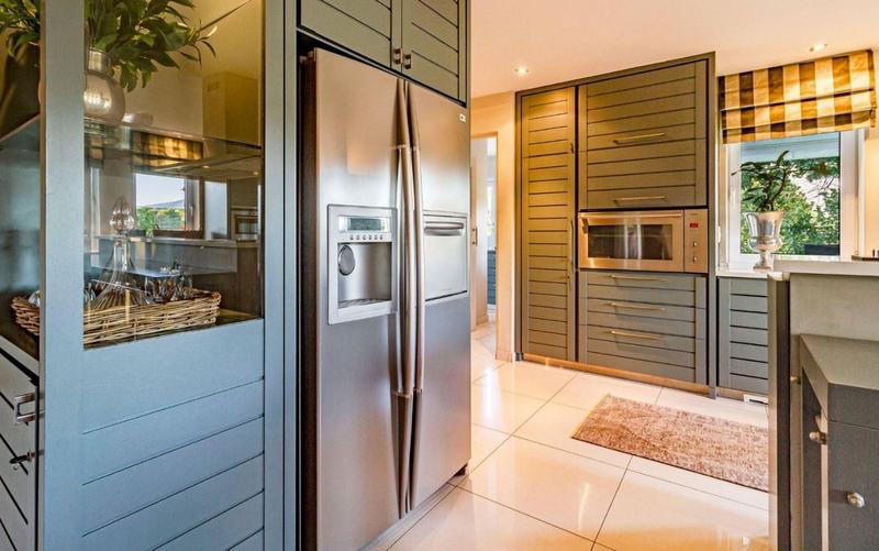 4 Bedroom Property for Sale in Stellenbosch Central Western Cape